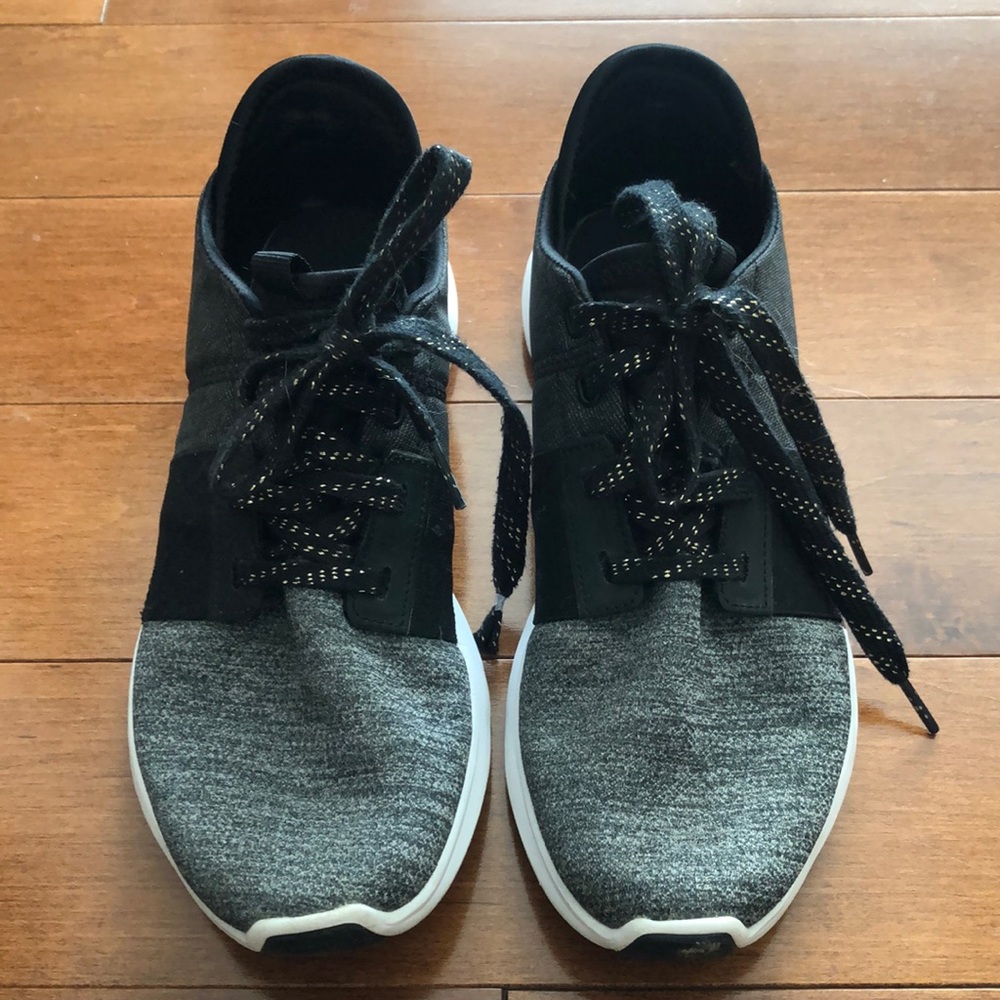 Reebok tennis shoe